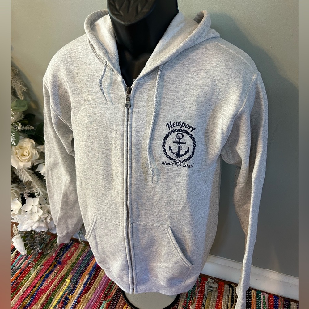 NEWPORT Rhode Island Zip Up Hooded Sweatshirt Gray Small